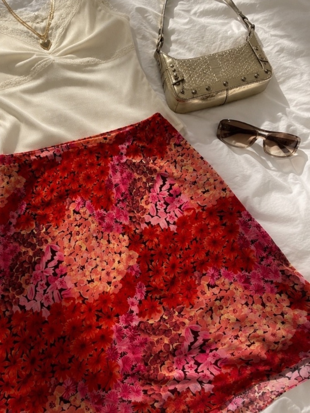 A. Byer Skirt Y2K red, pink, orange floral lined and elastic